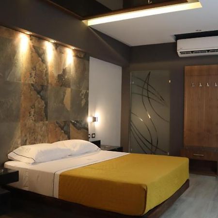Hotel Myst. Monterrey Zewnętrze zdjęcie