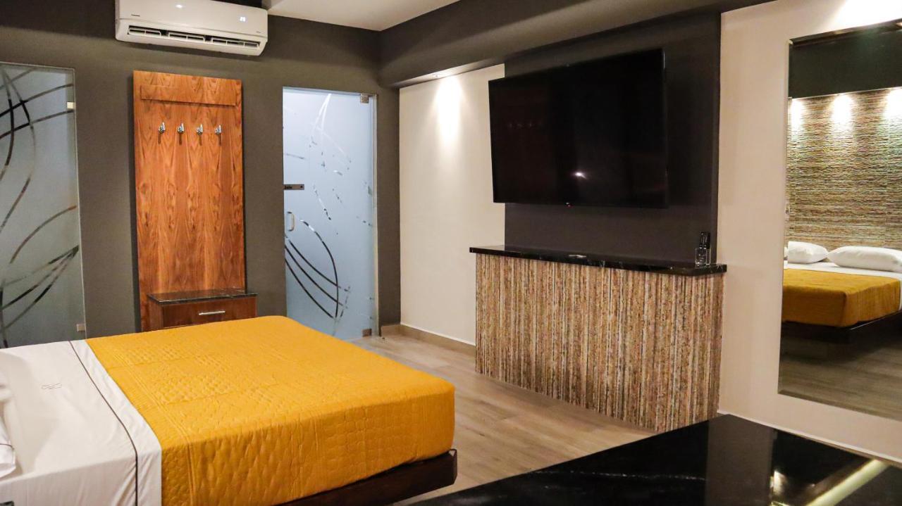 Hotel Myst. Monterrey Zewnętrze zdjęcie
